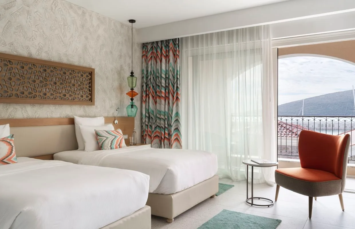 Bedroom with sea view