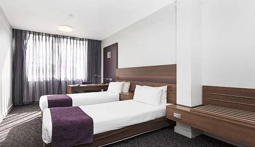 Habitación premium con dos camas individuales