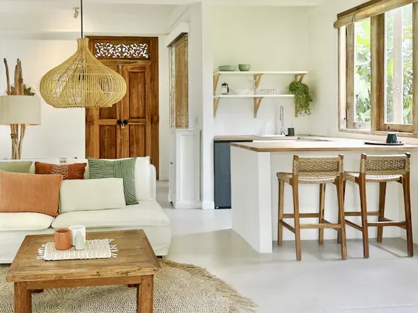 The White Villas