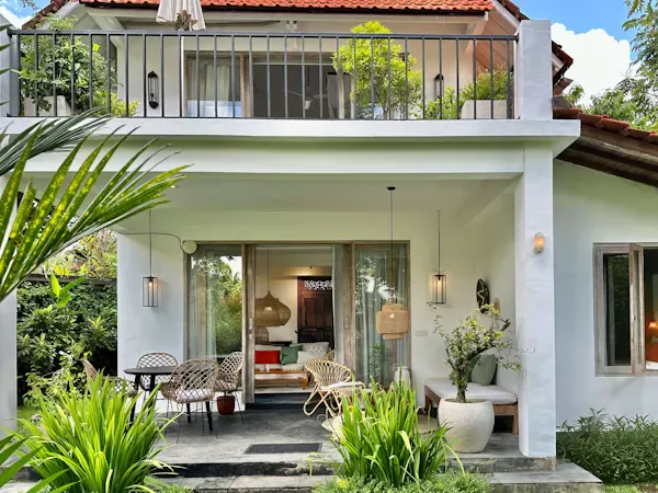 The White Villas