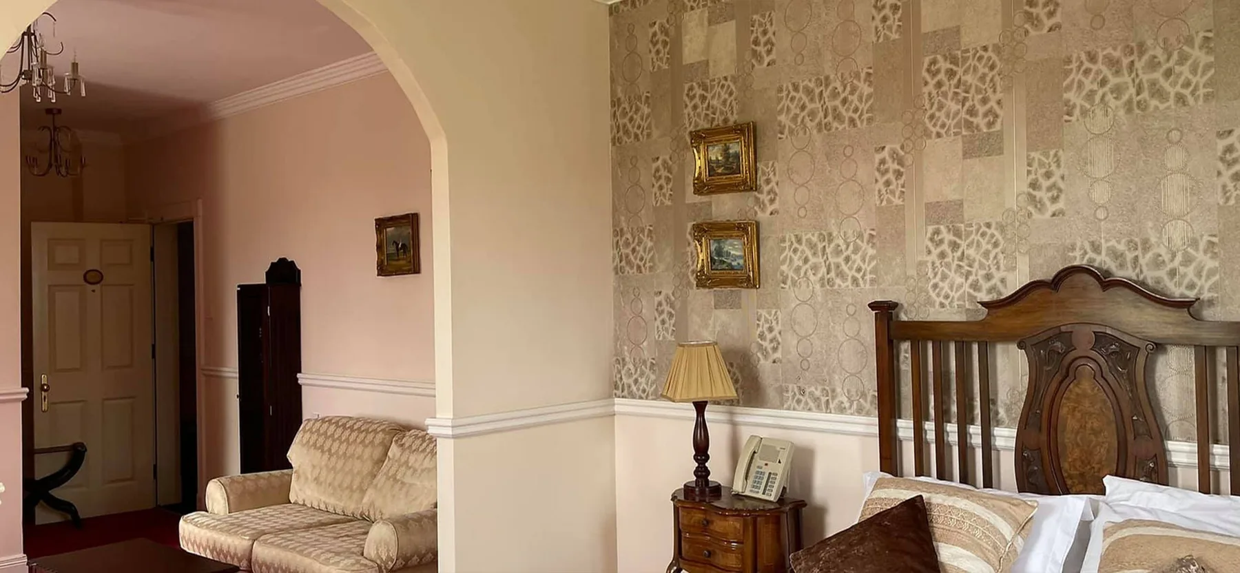 Suite room