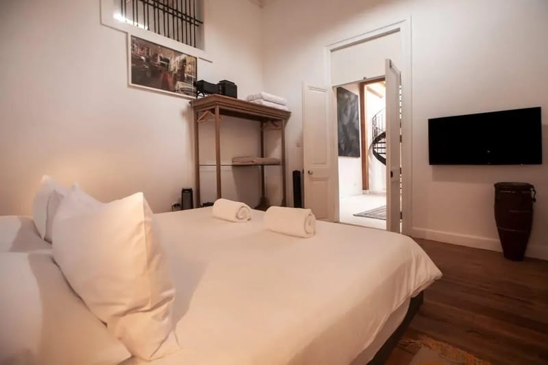 Villa with Rooftop Terrace in Barranco