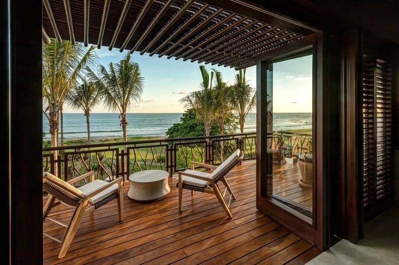 Exclusive 10BR w/ Infinity Pool & Ocean Views