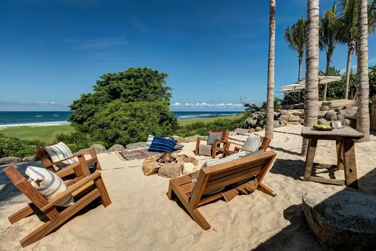 Exclusive 10BR w/ Infinity Pool & Ocean Views