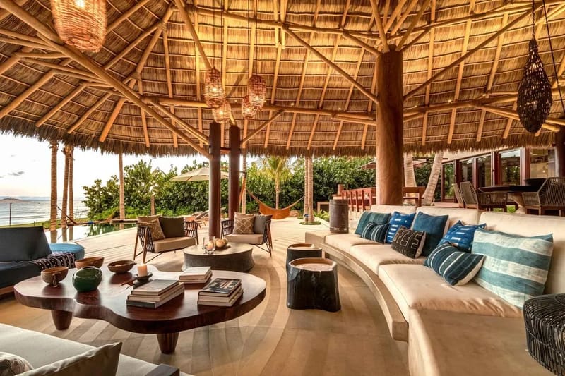 Exclusive 10BR w/ Infinity Pool & Ocean Views