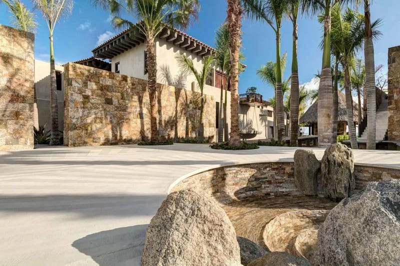 Exclusive 10BR w/ Infinity Pool & Ocean Views