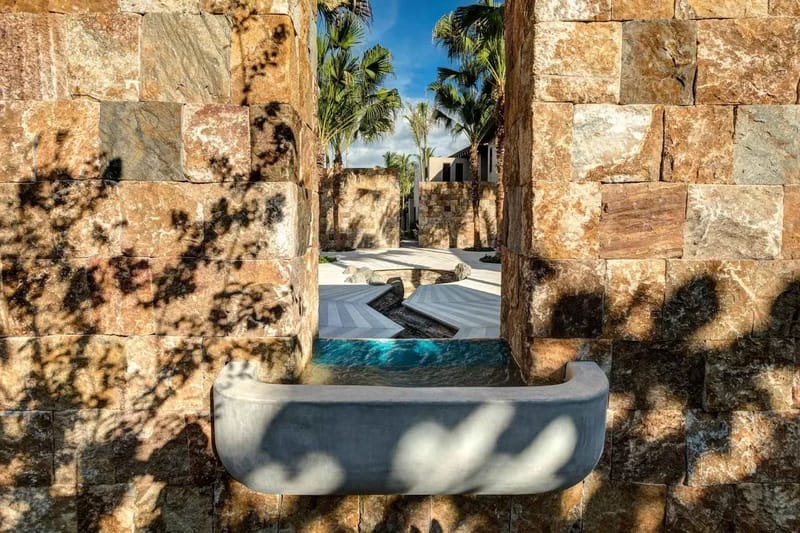 Exclusive 10BR w/ Infinity Pool & Ocean Views