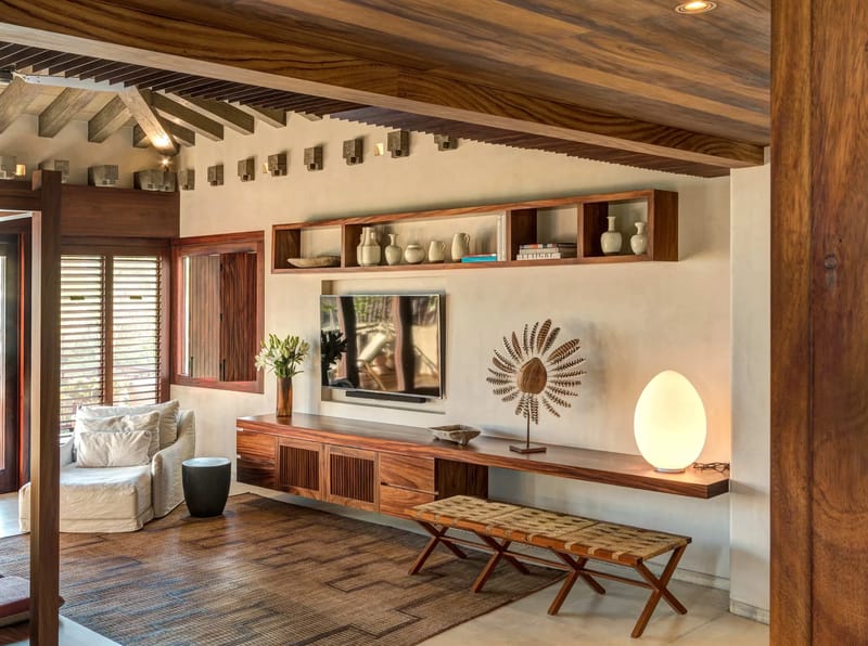 Exclusive 10BR w/ Infinity Pool & Ocean Views