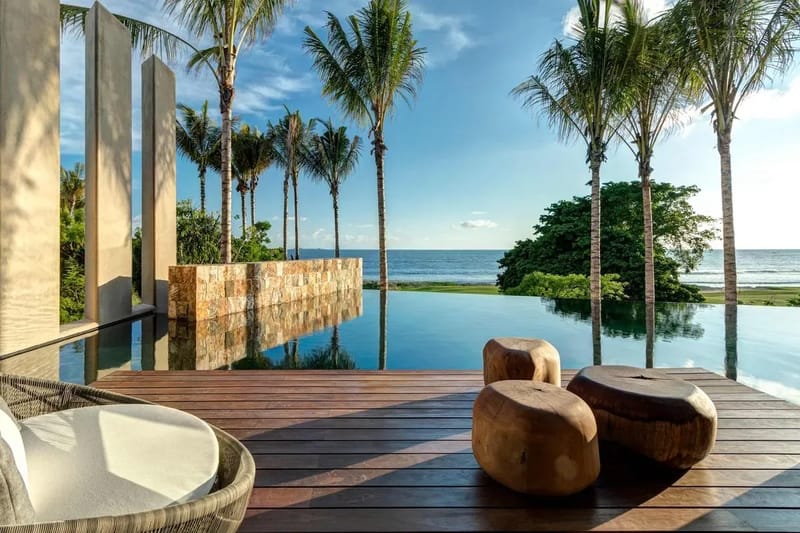 Exclusive 10BR w/ Infinity Pool & Ocean Views