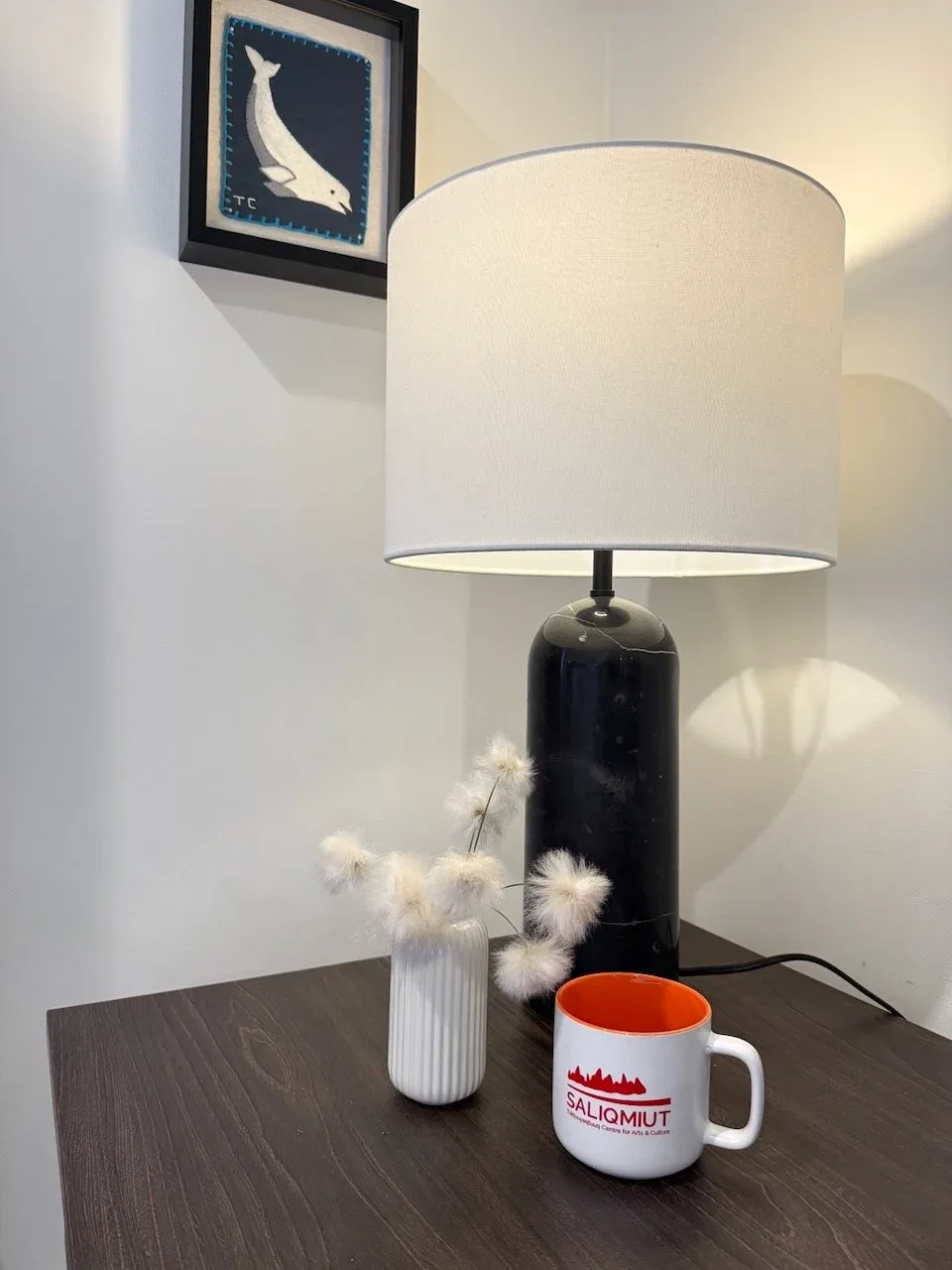 Saliqmiut mug and lamp