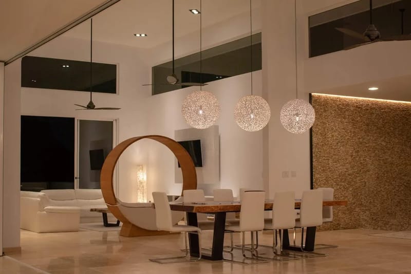 Expansive 5BR Villa w/ Ocean & Jungle Views