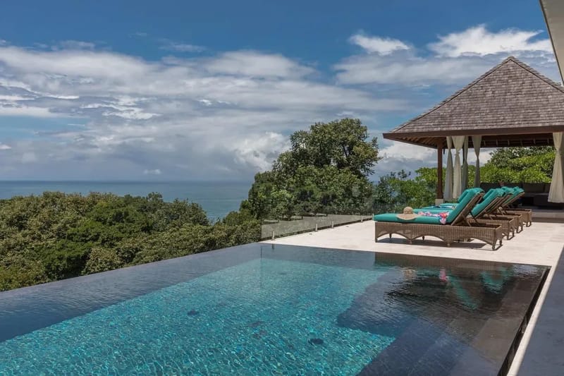 Expansive 5BR Villa w/ Ocean & Jungle Views