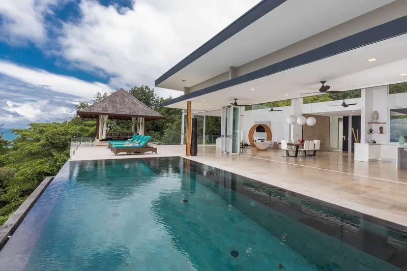 Expansive 5BR Villa w/ Ocean & Jungle Views