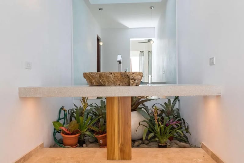 Expansive 5BR Villa w/ Ocean & Jungle Views