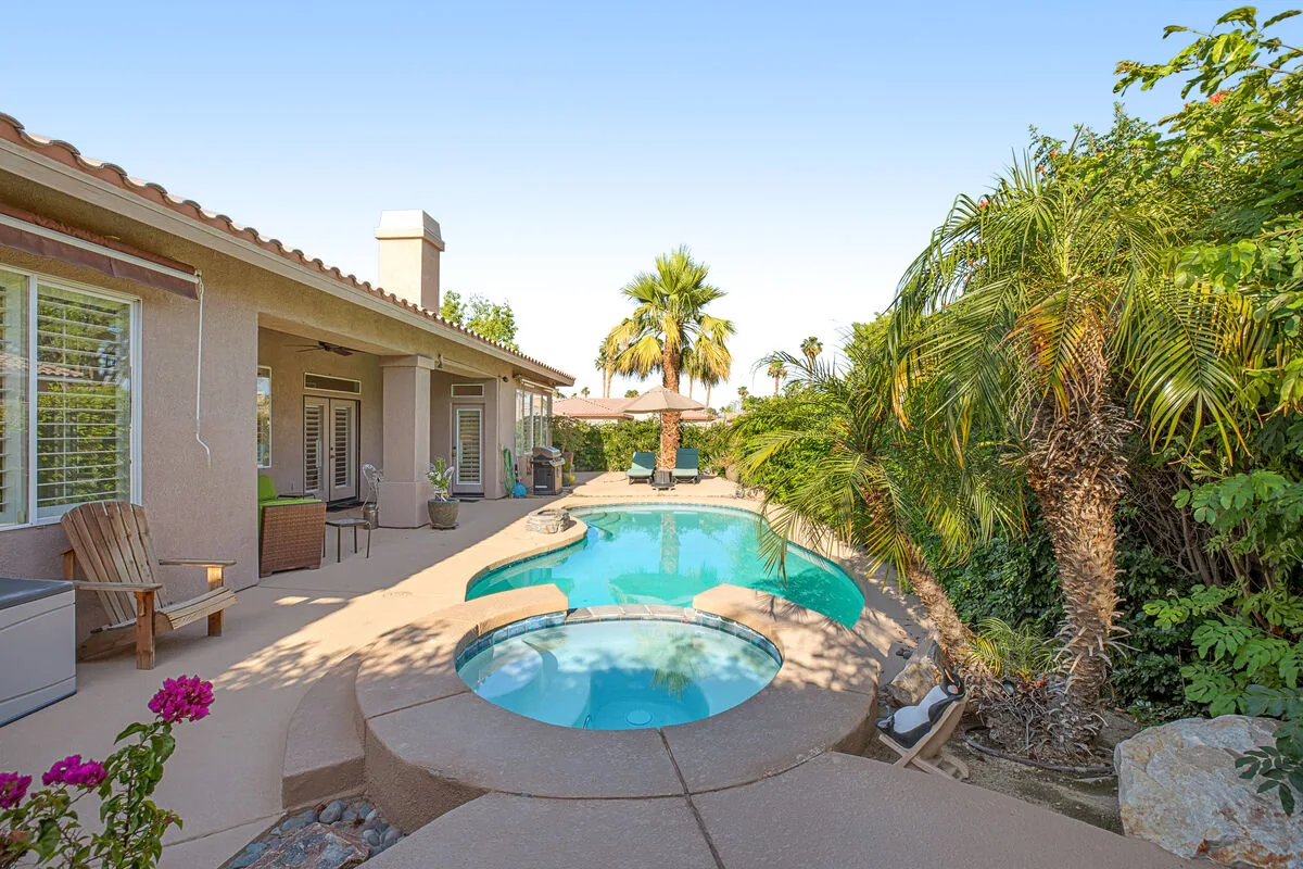 Whitehawk At Palm Desert