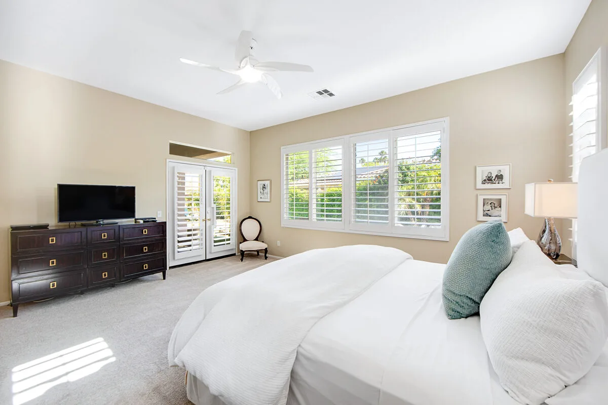 Whitehawk At Palm Desert