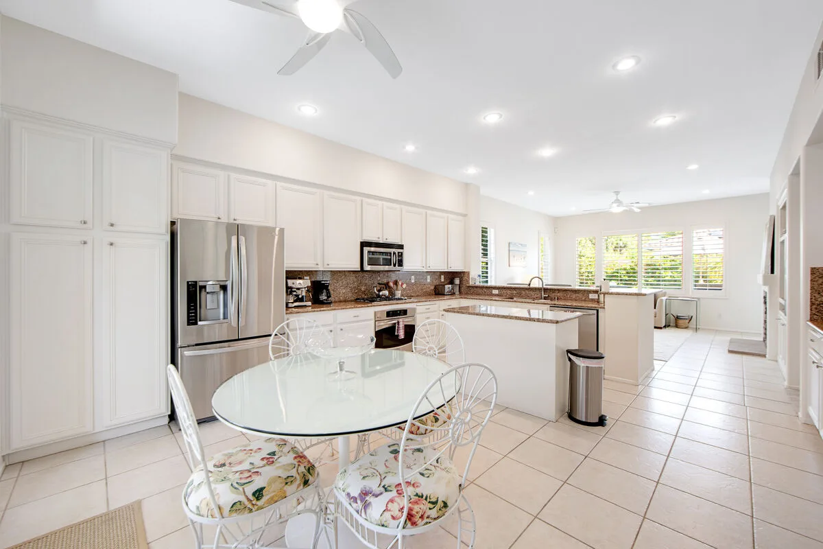 Whitehawk At Palm Desert