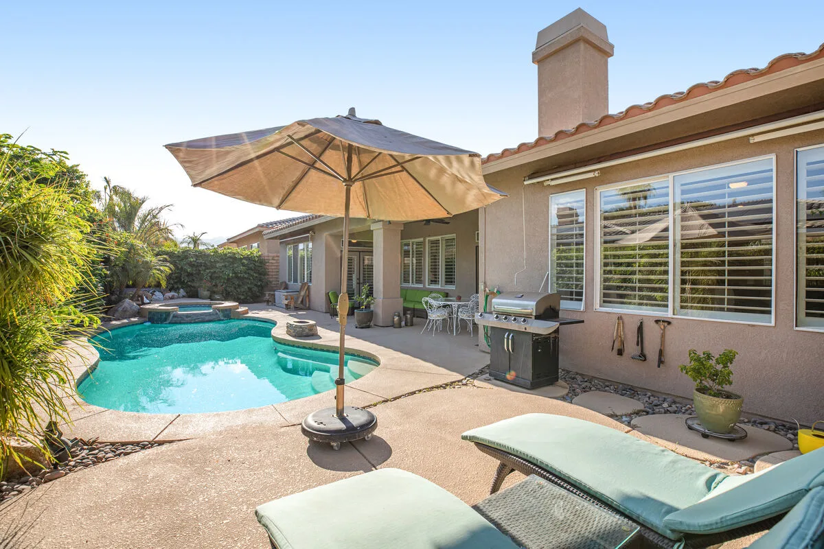 Whitehawk At Palm Desert