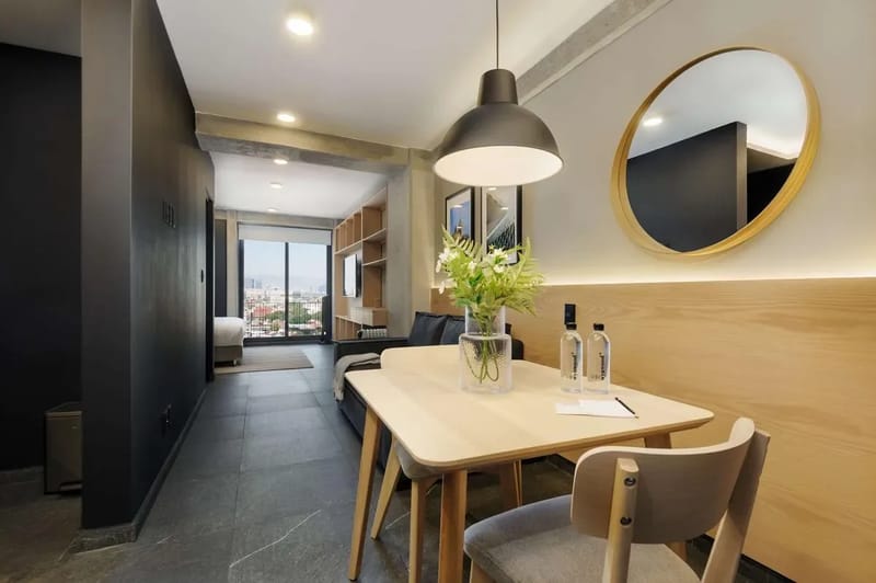 Urban Vibes 1BR w/ Balcony in Tabacalera
