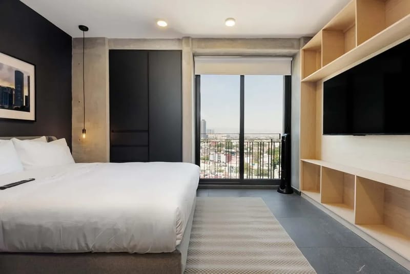 Urban Vibes 1BR w/ Balcony in Tabacalera