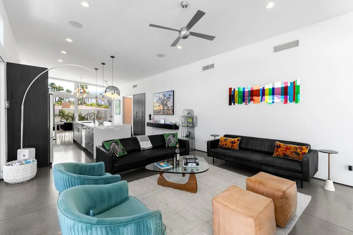 Modern Desert Oasis