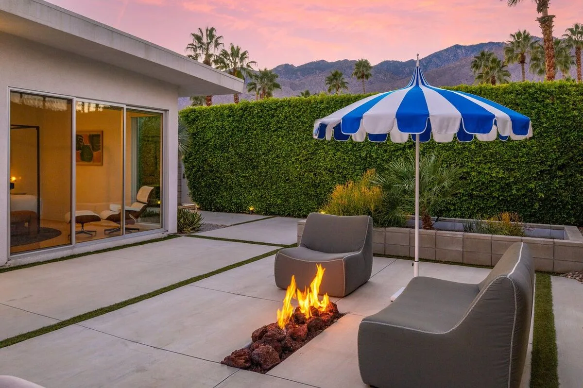Modern Desert Oasis