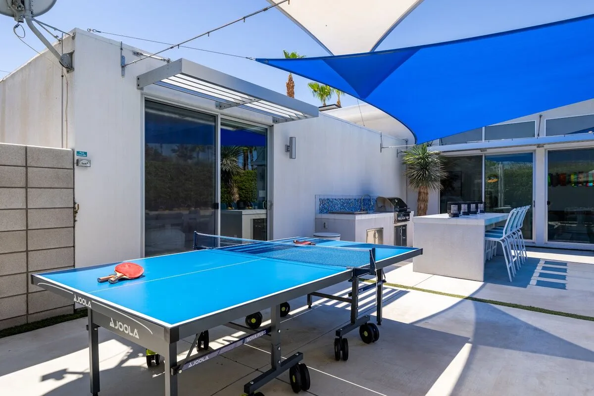 Modern Desert Oasis
