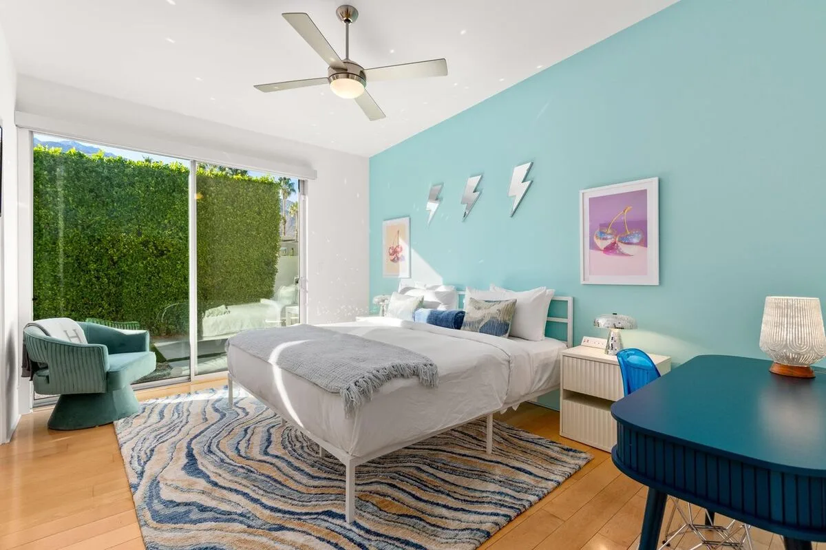 Modern Desert Oasis