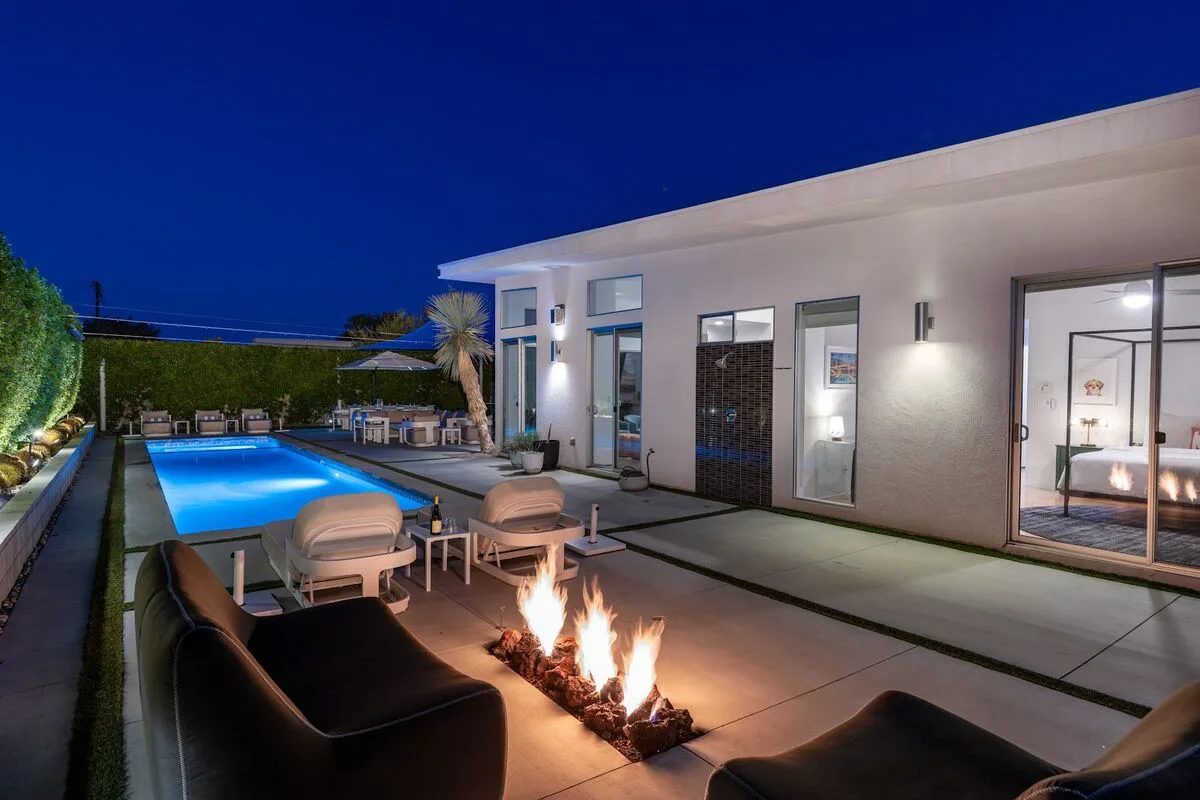 Modern Desert Oasis