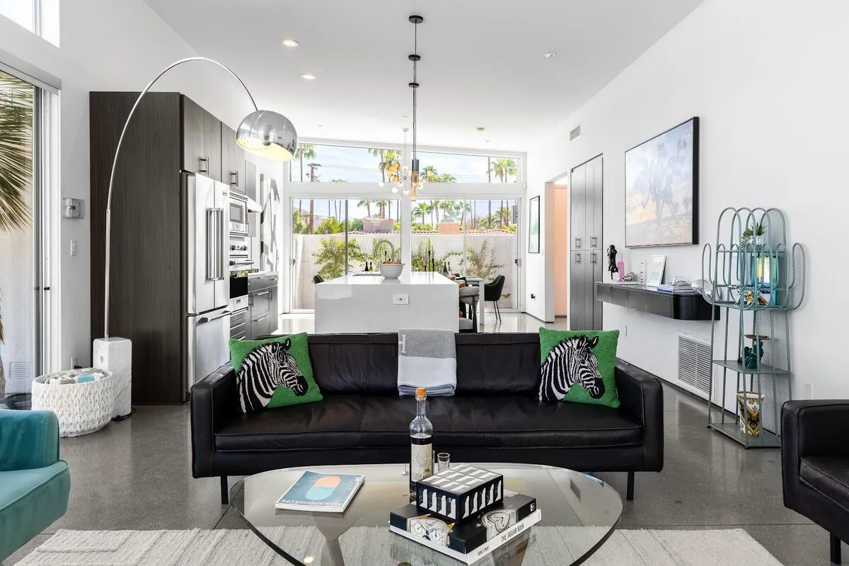 Modern Desert Oasis