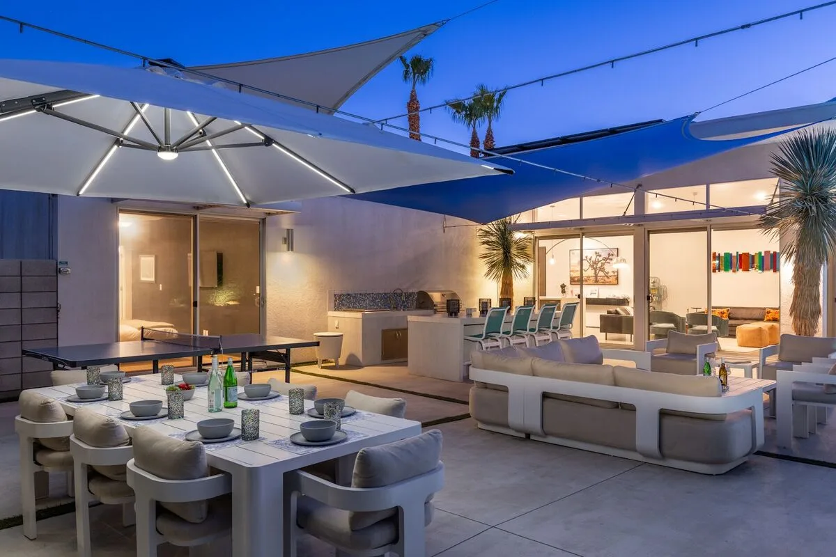 Modern Desert Oasis