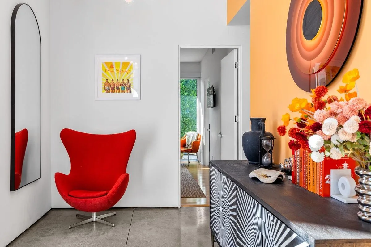 Modern Desert Oasis