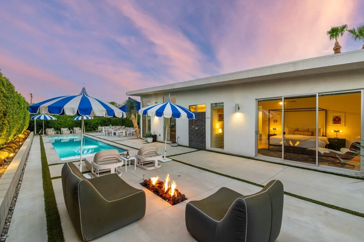Modern Desert Oasis