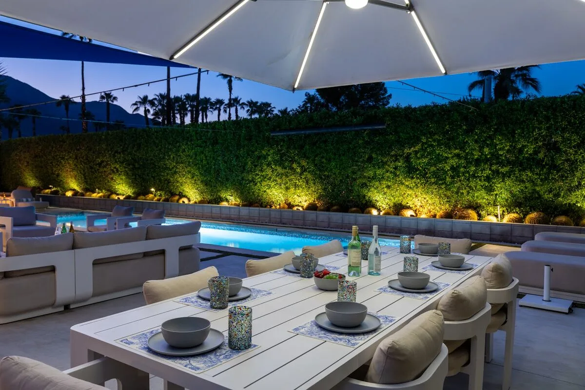 Modern Desert Oasis