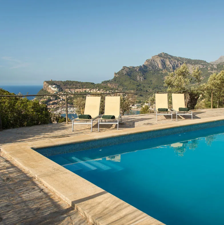 Alojamiento con vistas a la piscina