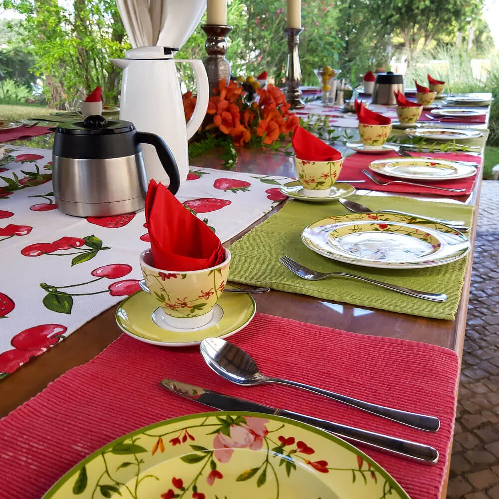 Dining in the garden