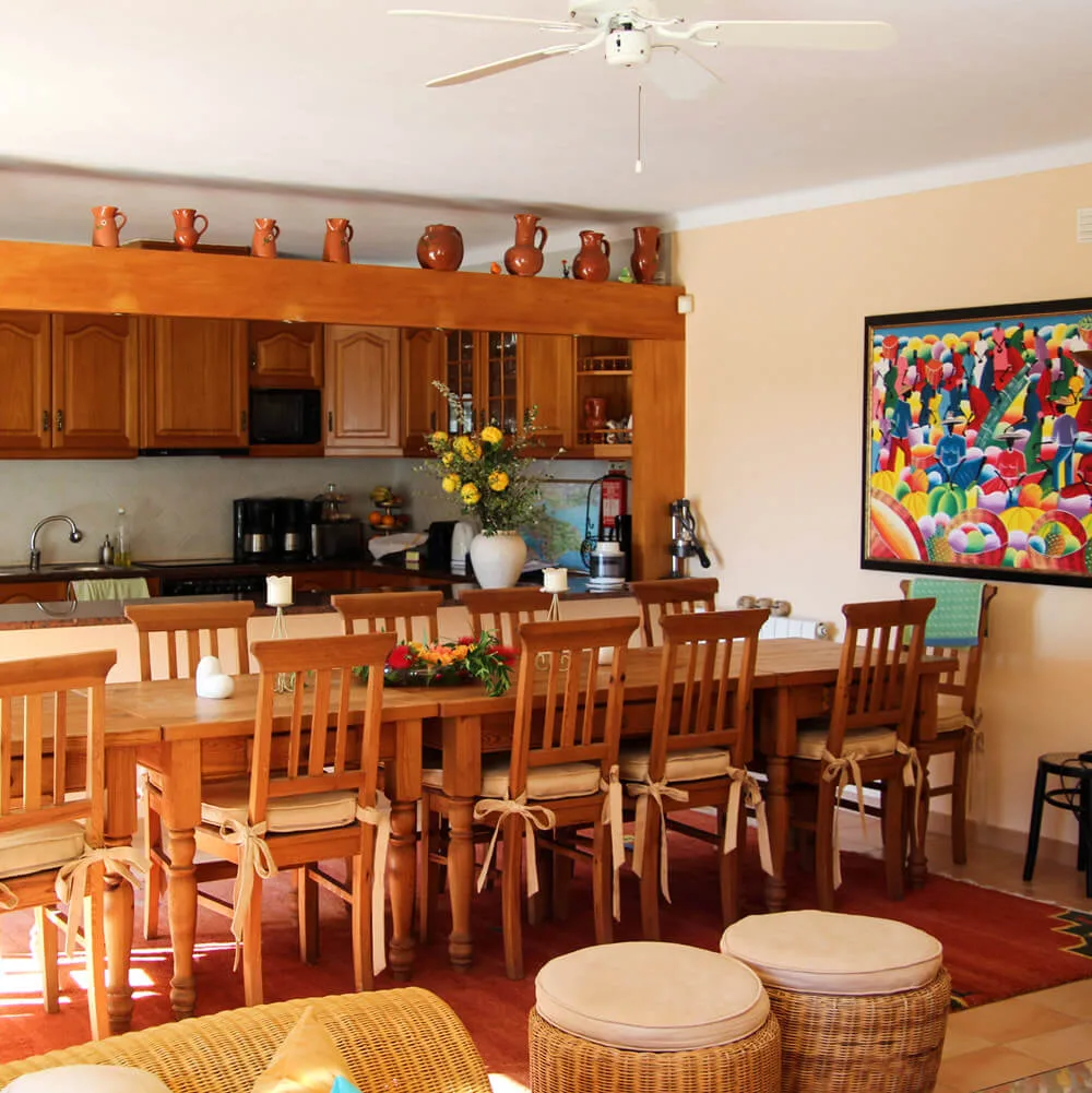 Fully equipped kitchen