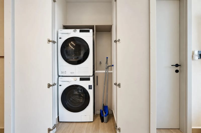 Gleaming 2BR w/ Balcony in San Francisco