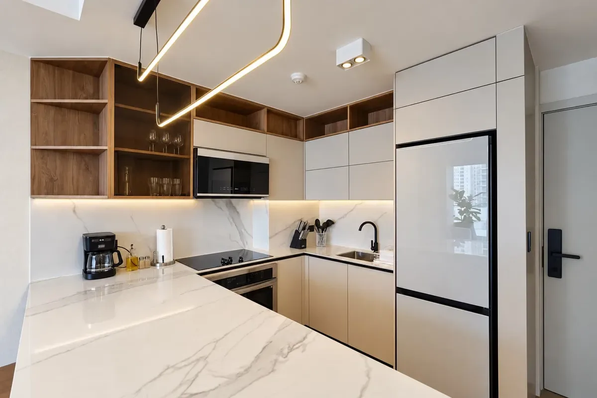 Gleaming 2BR w/ Balcony in San Francisco