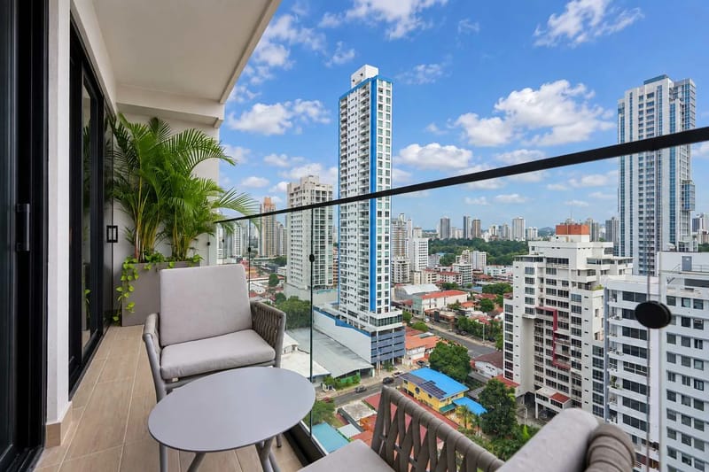 Gleaming 2BR w/ Balcony in San Francisco
