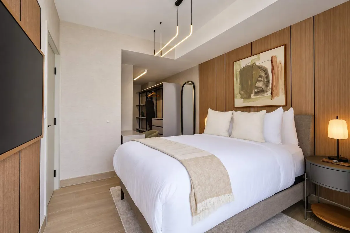 Gleaming 2BR w/ Balcony in San Francisco