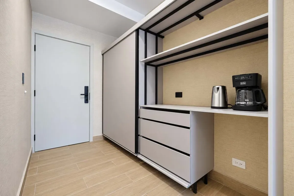 Gleaming 2BR w/ Balcony in San Francisco