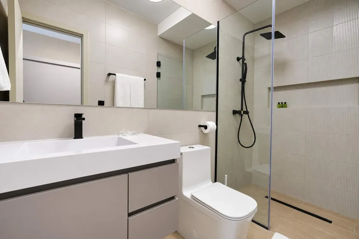 Gleaming 2BR w/ Balcony in San Francisco