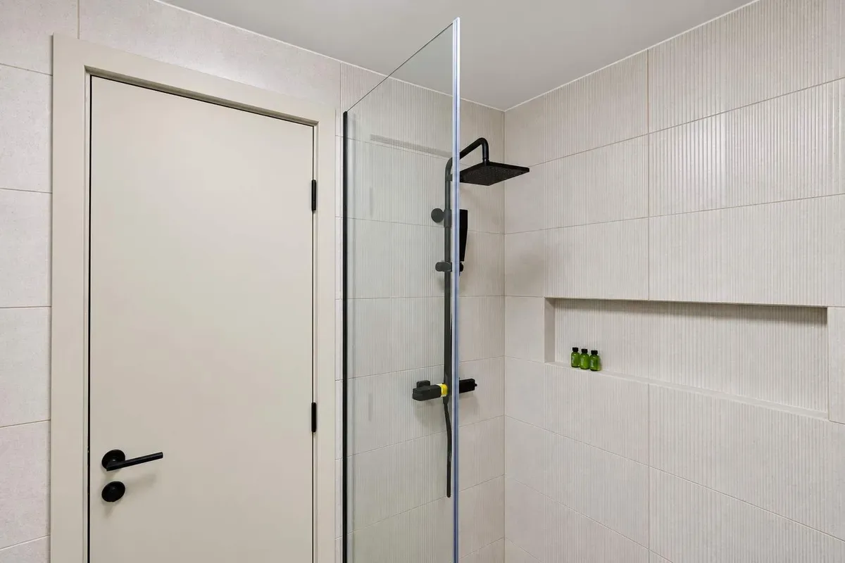 Gleaming 2BR w/ Balcony in San Francisco