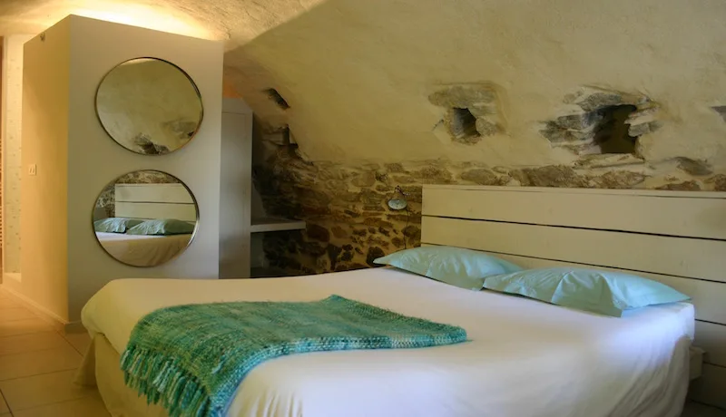 Armoise room