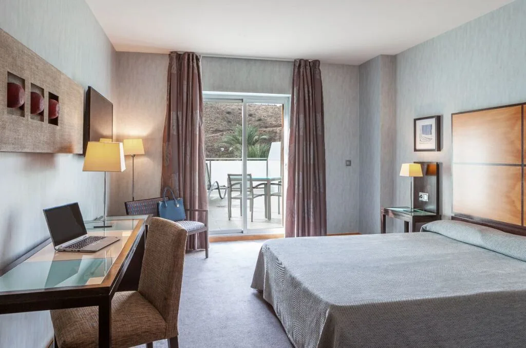 Doble Superior con Terraza room