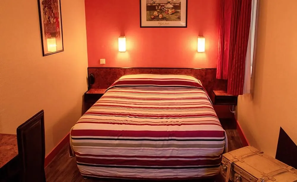 Habitación en el Hôtel Pierre Nicole.
