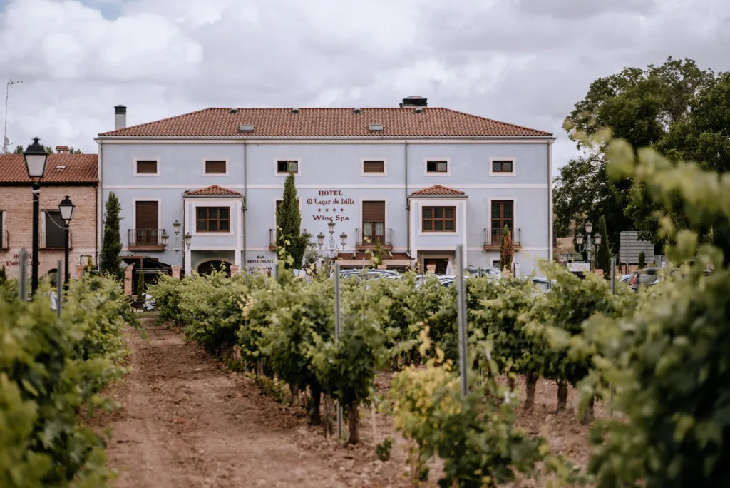 Fachada del hotel