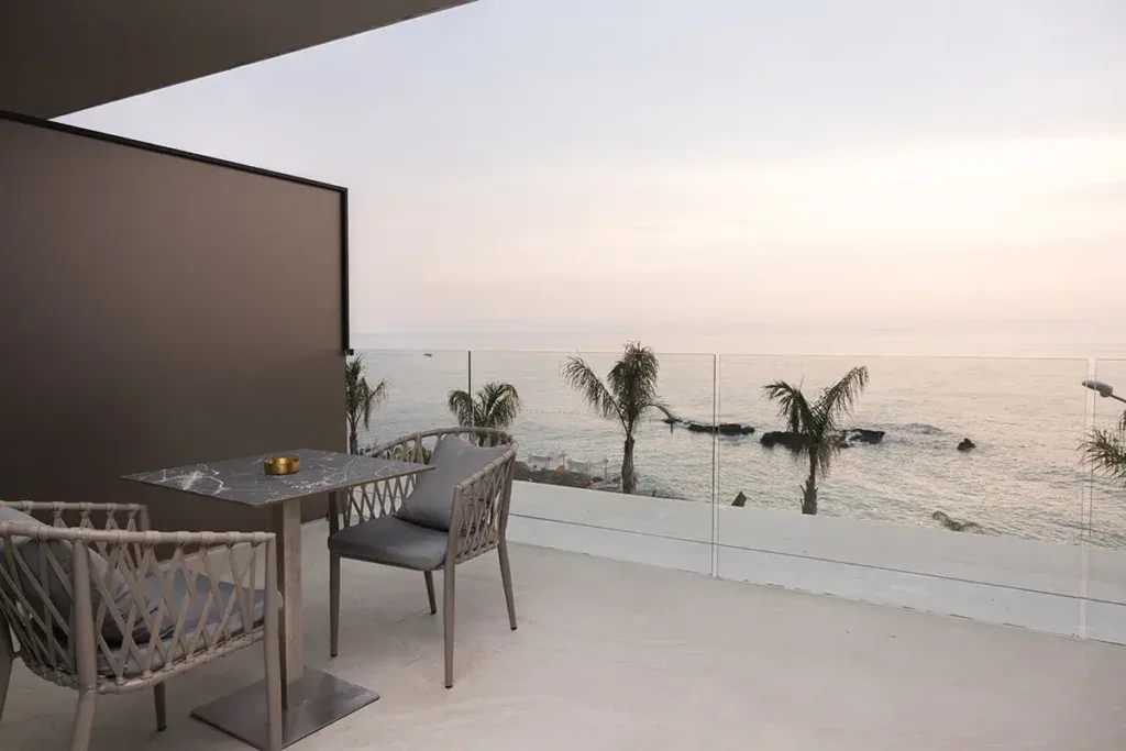 Hotel Beyond