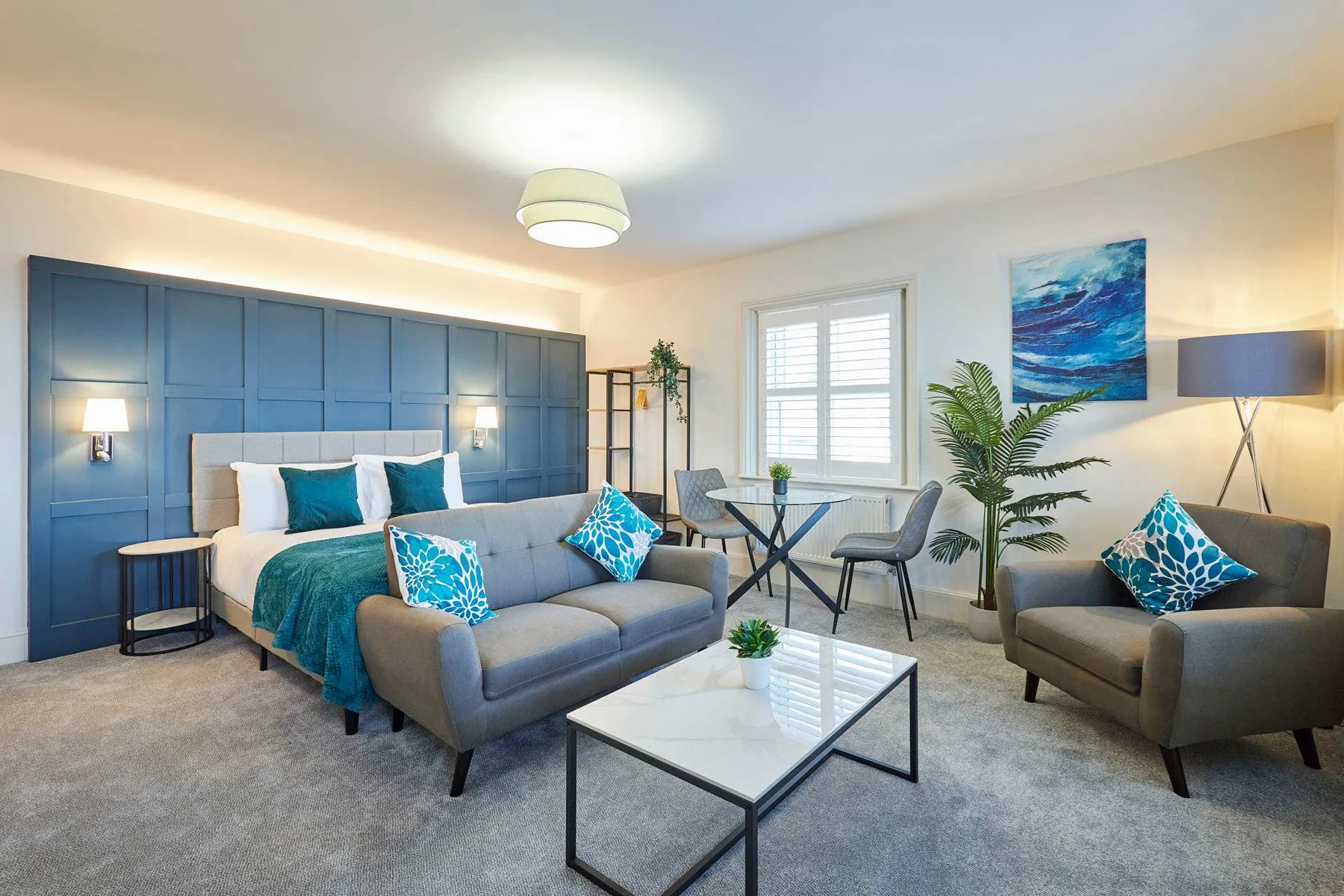 The Langley Hotel, Apartment 7
